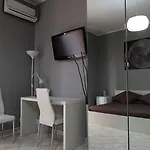 فندق مبيت وإفطار Kosmos سيراكوزا