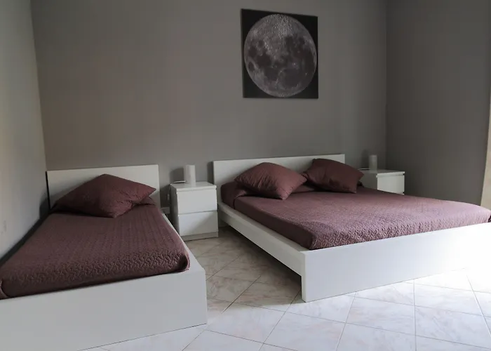 Kosmos Bed & Breakfast Syracuse