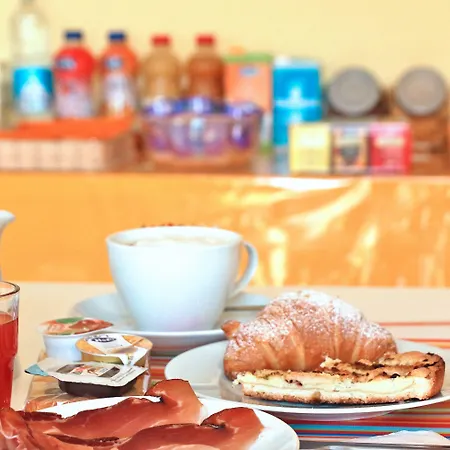 Kosmos Bed and Breakfast 3*