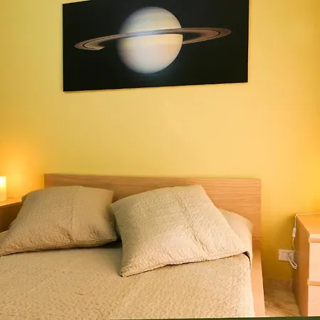 Kosmos Bed & Breakfast Syracuse